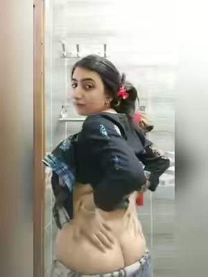 Pakistani Boobs Flashing