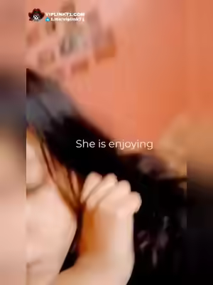 Chubby Girl Flashing Boobs and Pussy