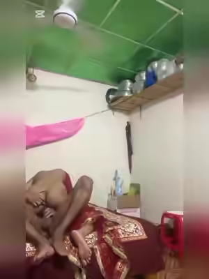 Bangladesh Cute Girl With Boobs
