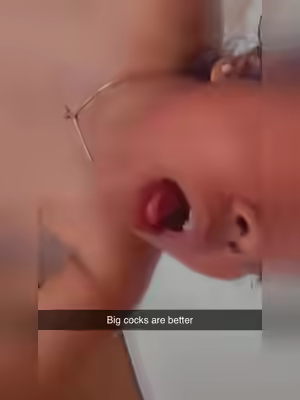 Desi Girl Shows Boobs on Snapchat