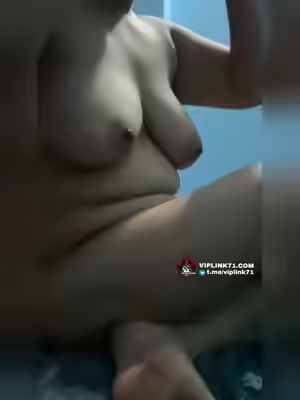 Sexy Chubby Girl Show Big Boobs