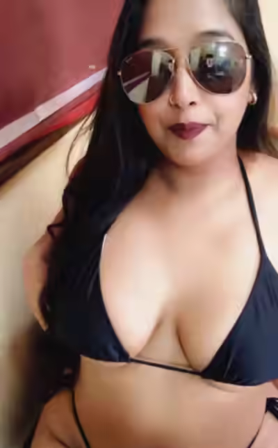 Desi Hijabi Milf Hot Pics