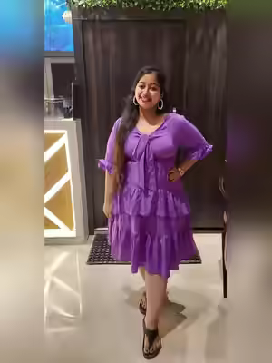 Chubby Girl's Taxicab Moan