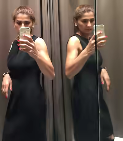 French MILF Cheats in Germany