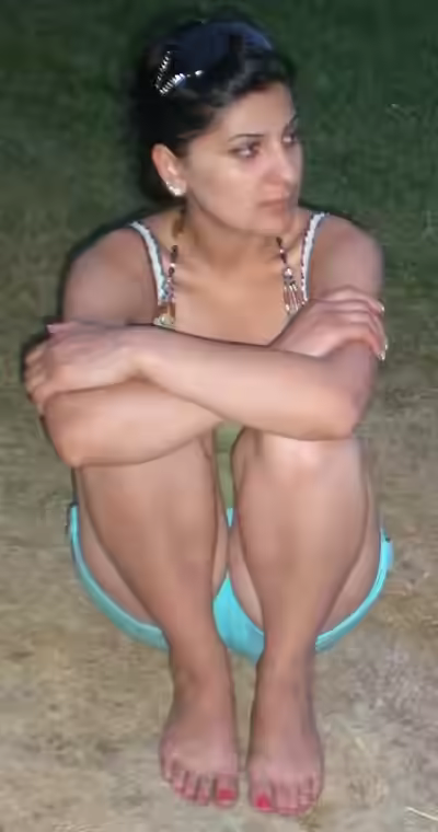 French MILF Cheats in Germany