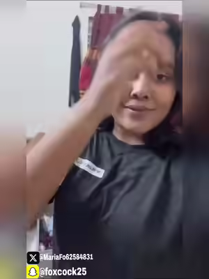 Bangladeshi Girl Flashes Big Boobs