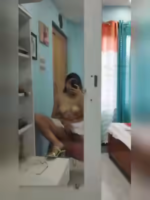 Amateur Indian Couple MMS Bath Video