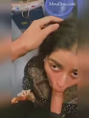 Desi Girl's Birthday Fuck in OYO Hotel