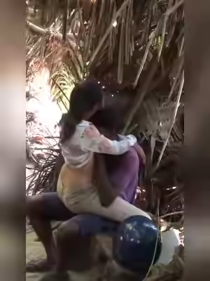 Desi Girl Sex In Jungle