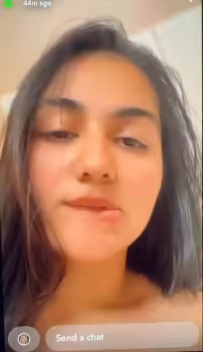 Jheel Shah and Her Nude Moments with Boyfriend