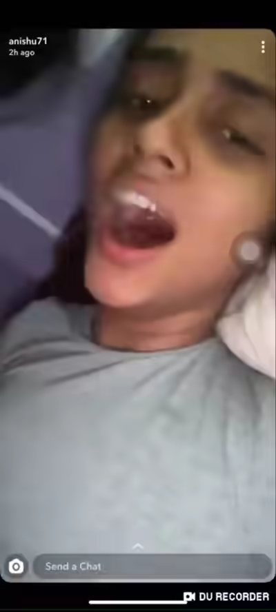 Indian Snapchat Girl Shares Her Public Snap Story