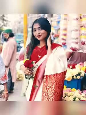 Bangali Desi Girl Celebrates Bangla New Year and Sends Video Call