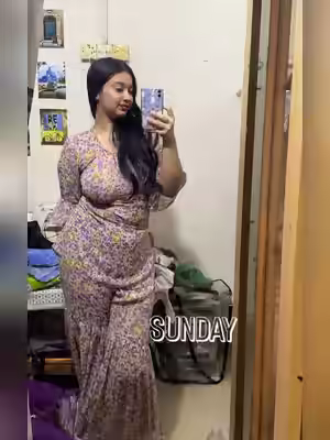 Indian mummy figure girl fuck with her young boyfriend