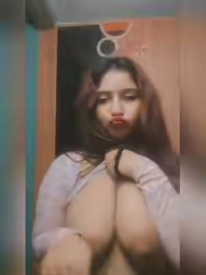 Bangladeshi Big Boobs Girl
