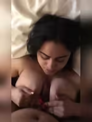 My Snapchat Fan: Sexy Bangladeshi Sugar Mummy