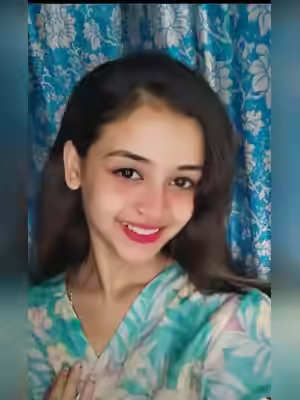 Pakistani Girl Moans Hardcore with Boyfriend