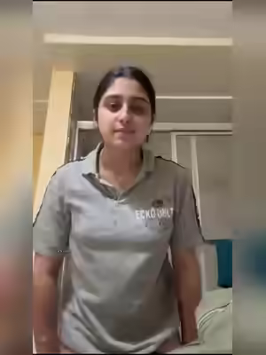 Indian Desi Girl Shows Big Boobs