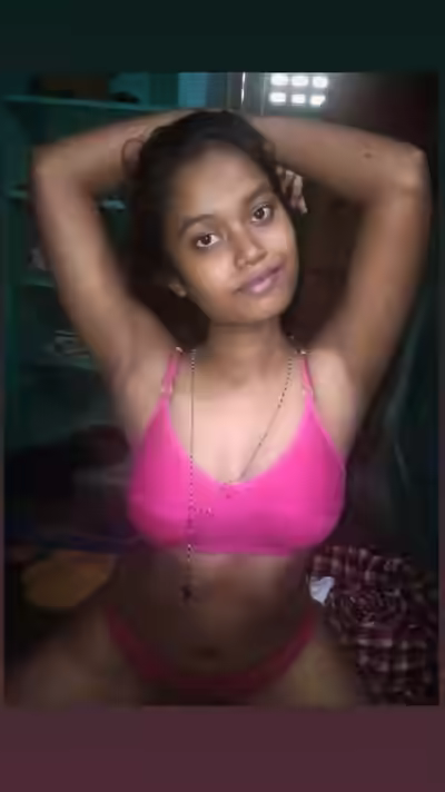 Hot Bitch Nude Model