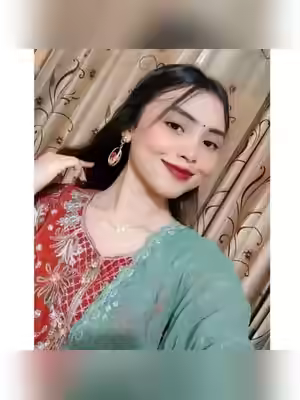 Indian Girl with Small Sexy Boobs
