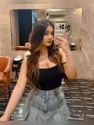 Desi Russian Girl with Big Pink Boobs and Pussy