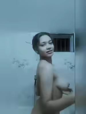 Desi Girl Shows Boobs and Fucks Hard