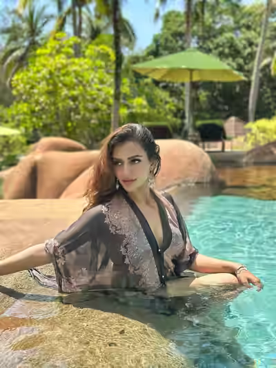 Spicy Nusrat Faria