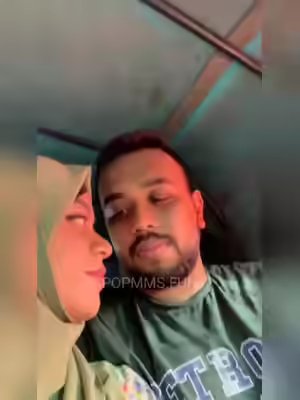Bangladeshi Hajibi Girl's Love Scene