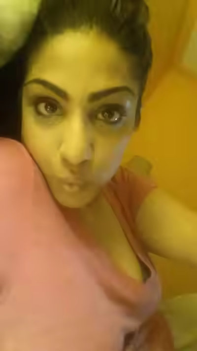 Fair Lady Becomes Naked Exposed Whore