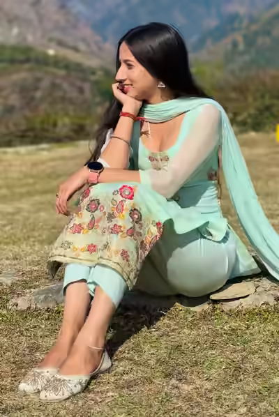 Viral Priya Exclusive泄漏照片 & 作品集
