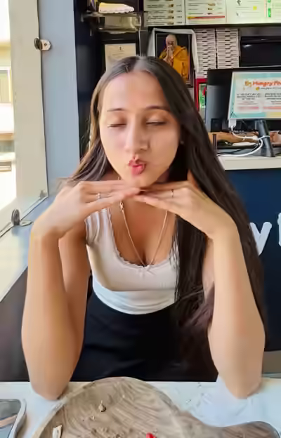 Viral Priya Exclusive泄漏照片 & 作品集