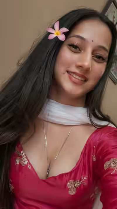 Viral Priya Exclusive泄漏照片 & 作品集