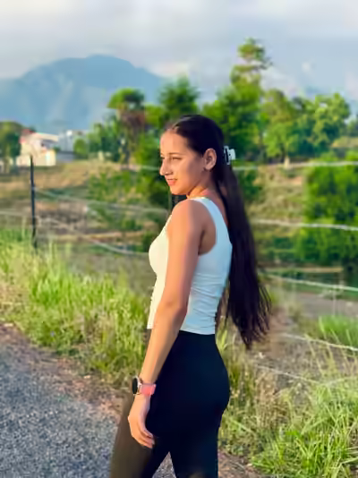 Viral Priya Exclusive泄漏照片 & 作品集