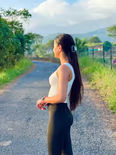 Viral Priya Exclusive泄漏照片 & 作品集