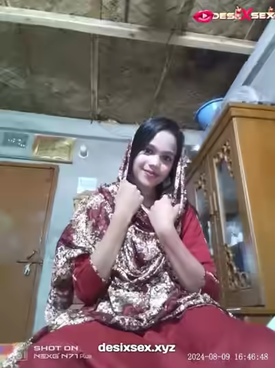 Cute Bangladeshi Slim Wife Teasing Scene