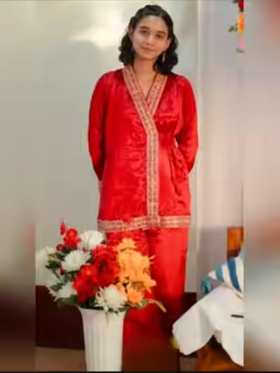Bd Cute Girl Giving Blwjb