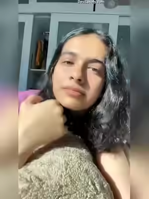 Desi Girlfingered in Hairy Pussy