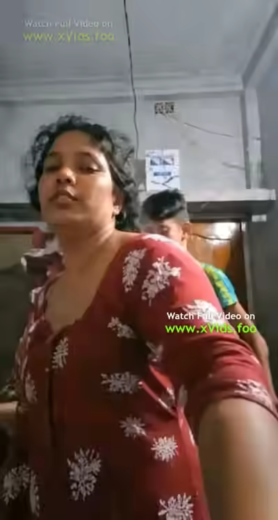 Viral Bangladeshi Mom and Son Sex