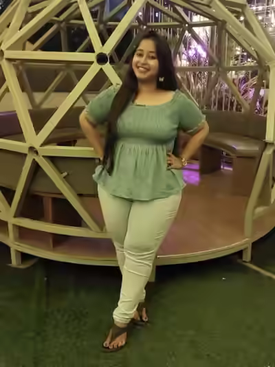 Desi Chubby GF Sucking Huge Cock