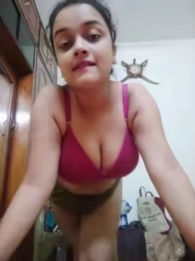 Chubby Bengali Milf