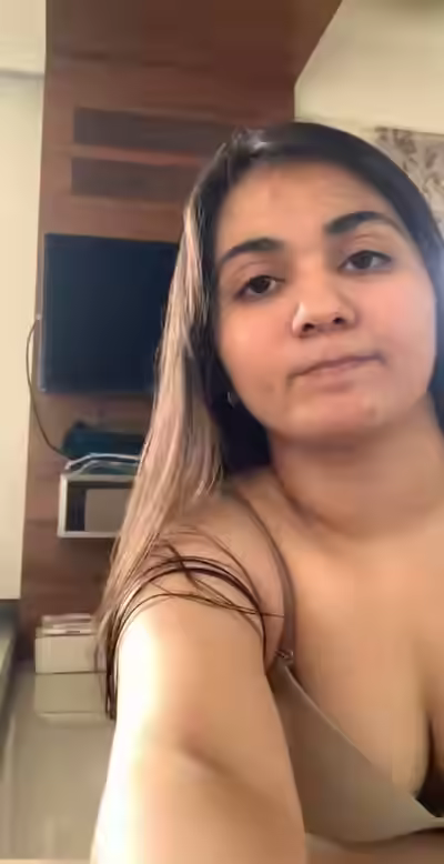 She's So Hot
