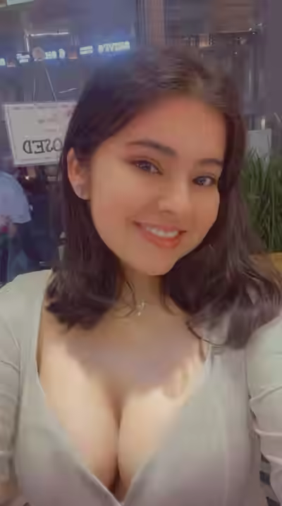 Desi Chubby Lady's Big Boobs Snap Nudes