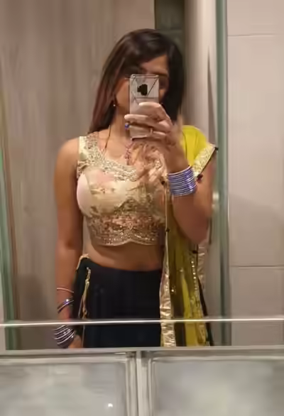 Busty Nri Slut Pics