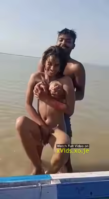 Sexy Desi Girl In Outdoor River Scene