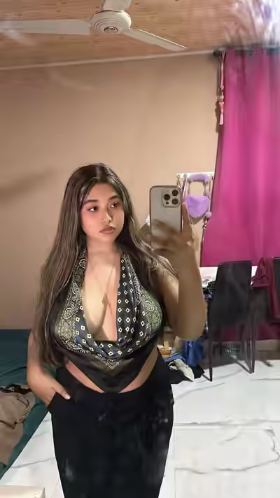 Desi Baddie