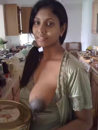 Dusky Mallu Nude Boobs